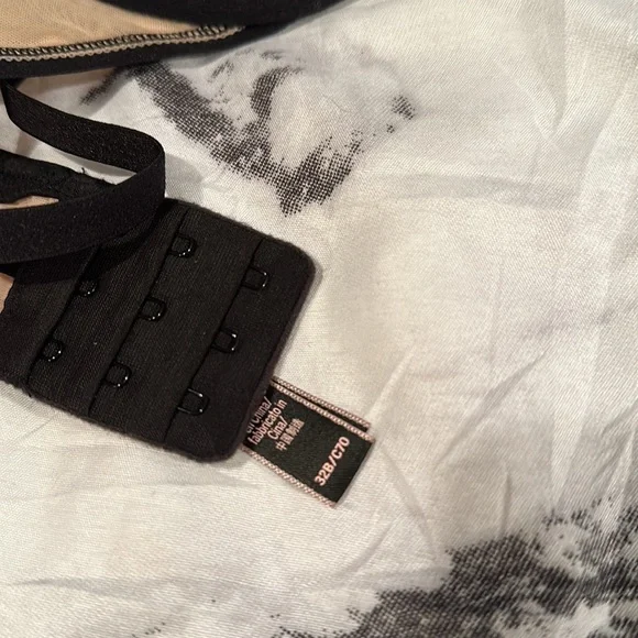 Bombshell 32b/c70 black tan Victoria’s Secret bra brand new with tags rare LOOK! - Picture 6 of 6